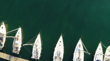 Pahalı yat limanında Ischia kasaba, lüks taşıma, üstten görünüm, İtalya