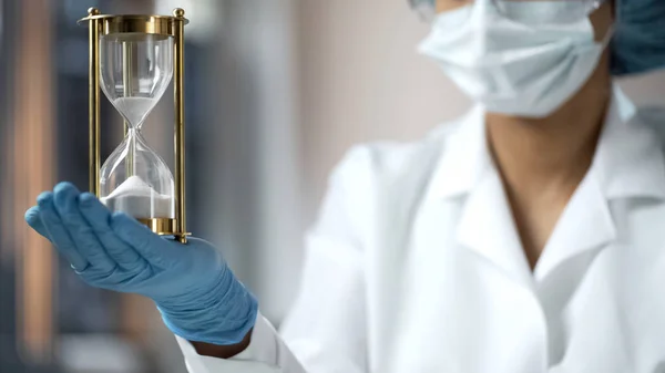 Medical Worker Holding Sand Hourglass Palm Terminal Disease Life Expiring — Stock Photo, Image