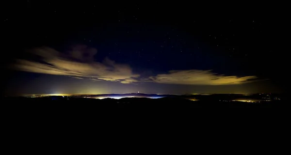 捷克共和国Liberec Jizera山脉Ptaci kupy冬季夜景 — 图库照片