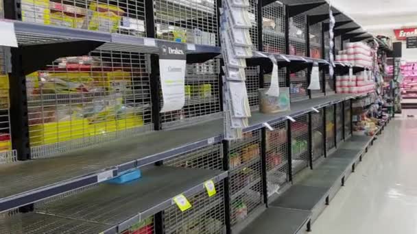 Gold Coast Austrália Março 2020 Supermercado Coles Prateleiras Papel Higiênico — Vídeo de Stock