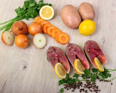 Ton balığı çiğ fileto