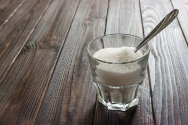 Sugar Bowl'dan kaşık mutfak makroda ile yakın çekim