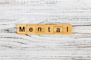 Zihinsel kelime ahşap bloklar kavramı ile yapılan