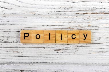 Tahta bloklar kavramı ile yapılan ilke kelime