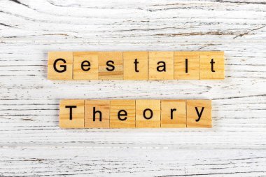 gestalt teorisi kelime ahşap bloklar kavramı ile yapılan