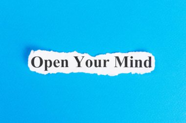 Kağıt üzerinde açık Your Mind metin. Word yırtık kağıt üzerinde açık Your Mind. Kavram görüntü