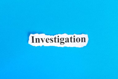 Kağıt üzerinde soruşturma metin. Kelime araştırma yırtık kağıt üzerinde. Kavram görüntü