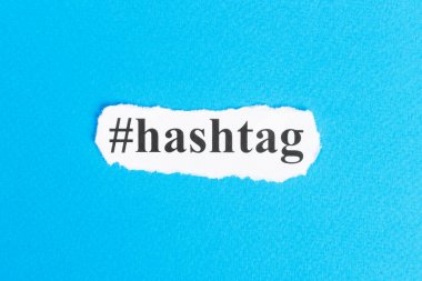 Kağıt üzerinde hashtag metin. Word Hashtag yırtık kağıt üzerinde. Kavram görüntü