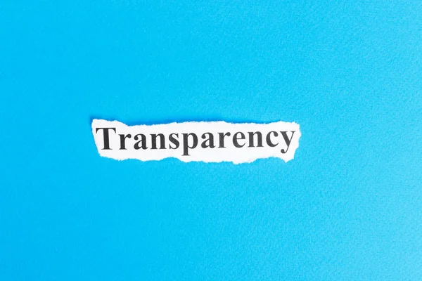 Transparenztext auf Papier. Wort Transparenz auf zerrissenem Papier. Konzeptbild — Stockfoto