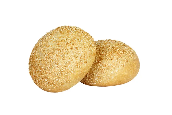 Twee lekkere ronde broodje met sesamzaad voor Hamburger op witte achtergrond — Stockfoto