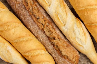 Fransız ekmeği baget ekmek. Taze yetişmiş ve baget arka plan