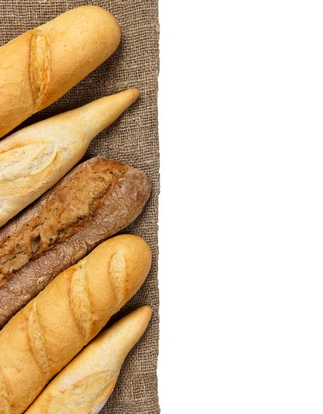 Franska baguetteon trasa isolerad på vit bakgrund — Stockfoto