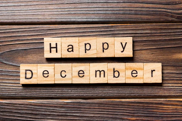 Ευτυχισμένος Δεκεμβρίου Λέξη Γραμμένη Ξύλινο Φραγμό Ευτυχισμένος Κείμενο Του Δεκεμβρίου — Φωτογραφία Αρχείου