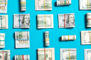 Para Arka Plan iş kavramı metin için kopya alanı ile üst wiev amerikan yüz dolarlık banknotlar ile.