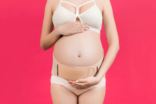 Primer Plano Banda Maternidad Elástica Vestida Mujer Embarazada Ropa Interior — Foto de Stock