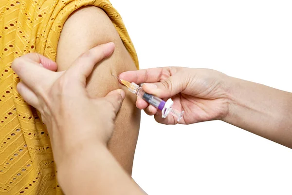 Mão Enfermeira Segurando Seringa Hipodérmica Está Injetando Vacina Gripe Com — Fotografia de Stock