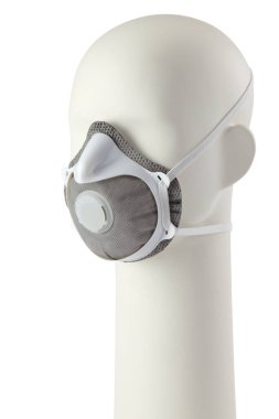 Manken kafasında koruyucu tıbbi maske
