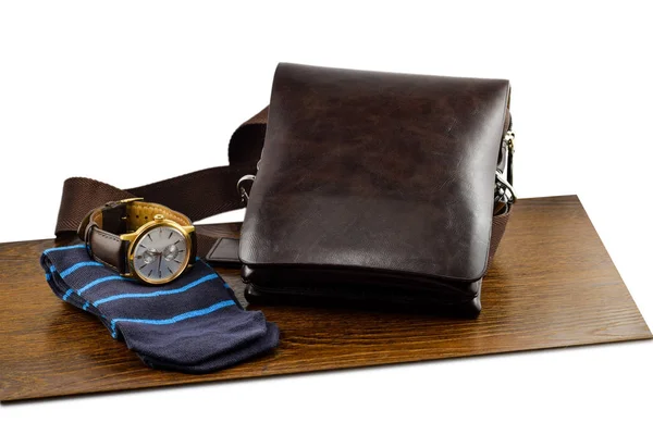 Erkekler şık moda giyim ve aksesuarları kümesi. Şık erkekler izle, çorap ve çanta.