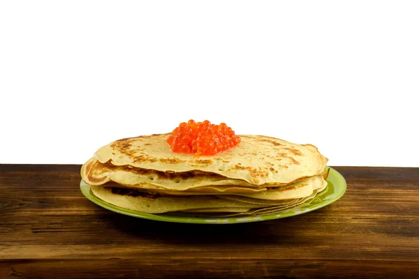 Traditionelle russische Pfannkuchen mit rotem Kaviar — Stockfoto