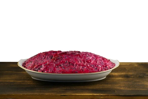 Haşlanmış sebze ve ringa balığı ile Rus geleneksel uygulamasının salatası.