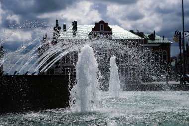 Bir yaz gününde Şehir Meydanı. Yoshkar-Ola