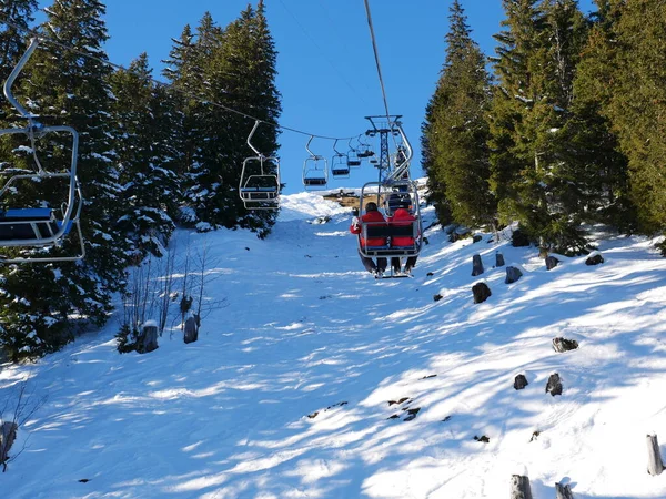 Switzerland Winter Ski Resort — 图库照片