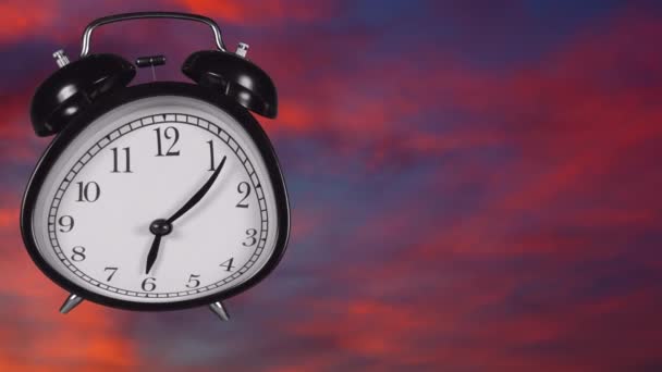 Reloj Despertador Retro Negro — Vídeo de stock