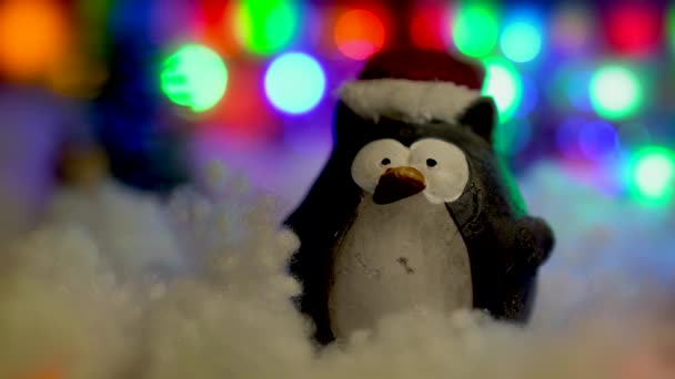 Lustiges Spielzeug Weihnachtsschnee Auf Bokeh Hintergrund — Stockvideo