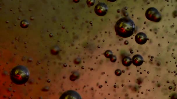 闪闪发光的气泡吹成坚硬的物质 — 图库视频影像