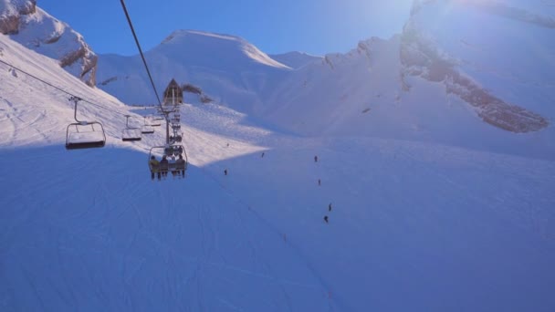 Γραφική Άποψη Του Χιονοδρομικού Κέντρου Στην Ελβετία — Αρχείο Βίντεο
