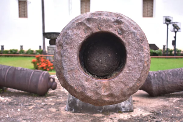 Мбаппе на мяче внутри Мбаппе — стоковое фото