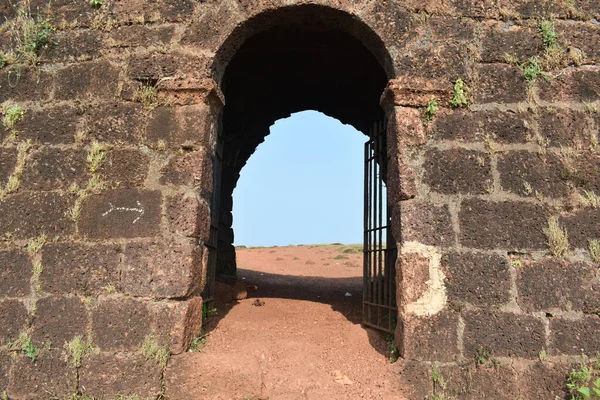 Una Puerta Para Entrada Antigua Fortaleza Goa — Foto de Stock