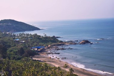 Goa 'daki Chapora Kalesi' nden kumsal manzarası