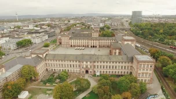 Drone Volo Sopra Castello Dell Università Mannheim Girato — Video Stock
