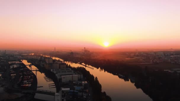 Frankfurter Antenne Osthafen Bei Frühem Sonnenaufgang — Stockvideo