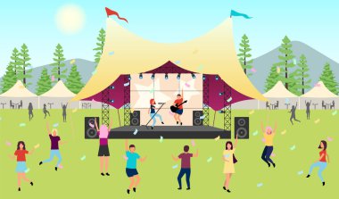 Yaz müzik festivali düz vektör illüstrasyonu. Canlı yayın performansı. Rock, pop müzisyeni konseri parkta, kampta. Yazın dışarıda müziğin tadını çıkarıyorum. Dans eden çizgi film karakterleri