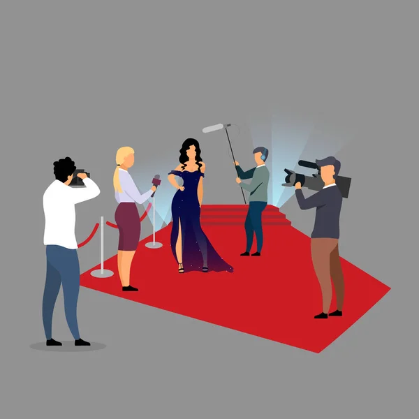 Red carpet ceremony reportage flat vector illustration. Journalists interviewing super star, celebrity cartoon characters. Reporters, paparazzi, photographers working at concert, festival concept — Stock Vector