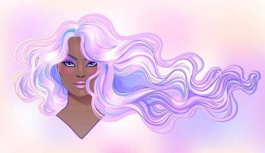 uzun dalgalı saçlı kadın 