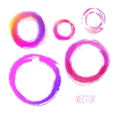 Beyaz arka plan üzerinde elle çizilmiş daireler kümesi