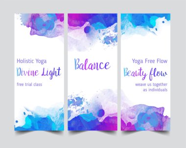 Yoga kartı tasarımı. Ruhani inziva ya da yoga stüdyosu için renkli bir şablon. Süslü kartvizitler, suluboya arkaplan üzerine doğulu desenler.