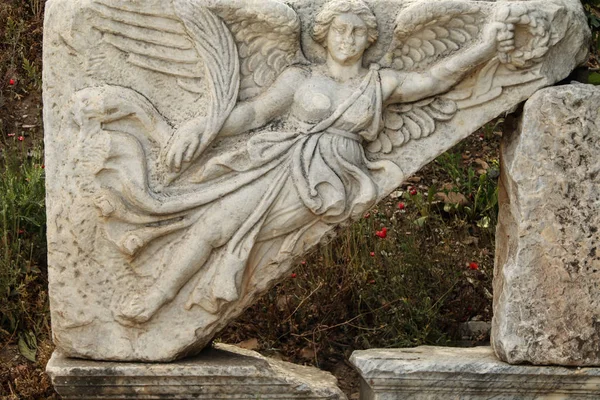 Каменная Резьба Богини Ники Эфес Турция — стоковое фото