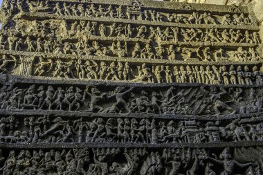 Kaya, Aurangabad Hindistan yakınlarındaki Ellora mağara kompleksini kesti..