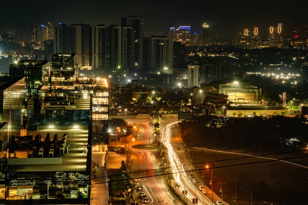 Pune India 'da gece manzarası.