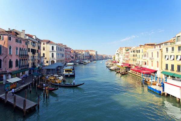 Вид на Большой канал в Венеции, Италия — стоковое фото