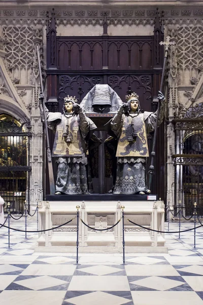 Tombeau de Cristoforo Colombo dans la cathédrale de Séville, Andalousie , — Photo
