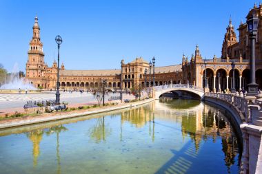 İspanyolca kare, Plaza de Espana, Seville güzel bir görünümü