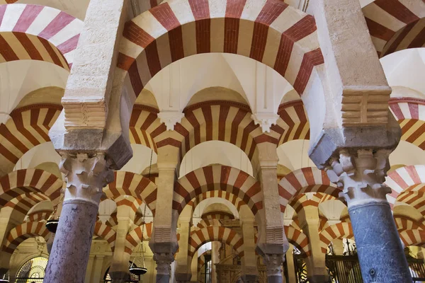 Inside the Grand Mosque Mezquita cathedral of Cordoba, Andalusia — Stock Photo, Image