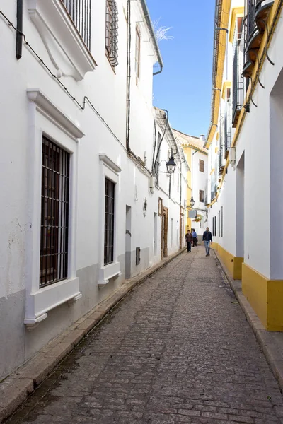 Typické bílé budovy Cordoba — Stock fotografie