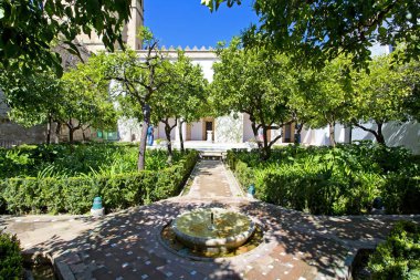 Alcazar de l Christian krallarının Sarayı kalenin avlu