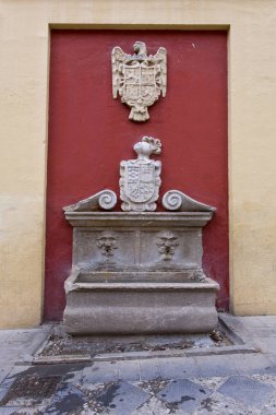 Plaza del Padre Suarez Granada şehrinde çeşme
